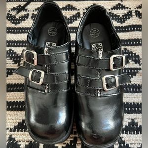 LAST DAY TUK chunk platform heels with zipper & buckles, US 9 black, mid 2010
